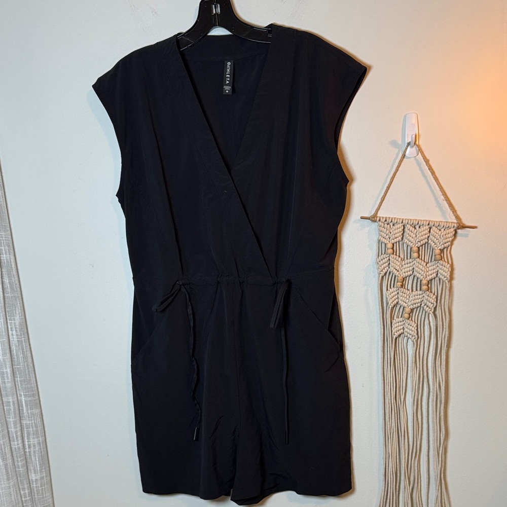 EUC Athleta Black Shorts Romper One Piece M